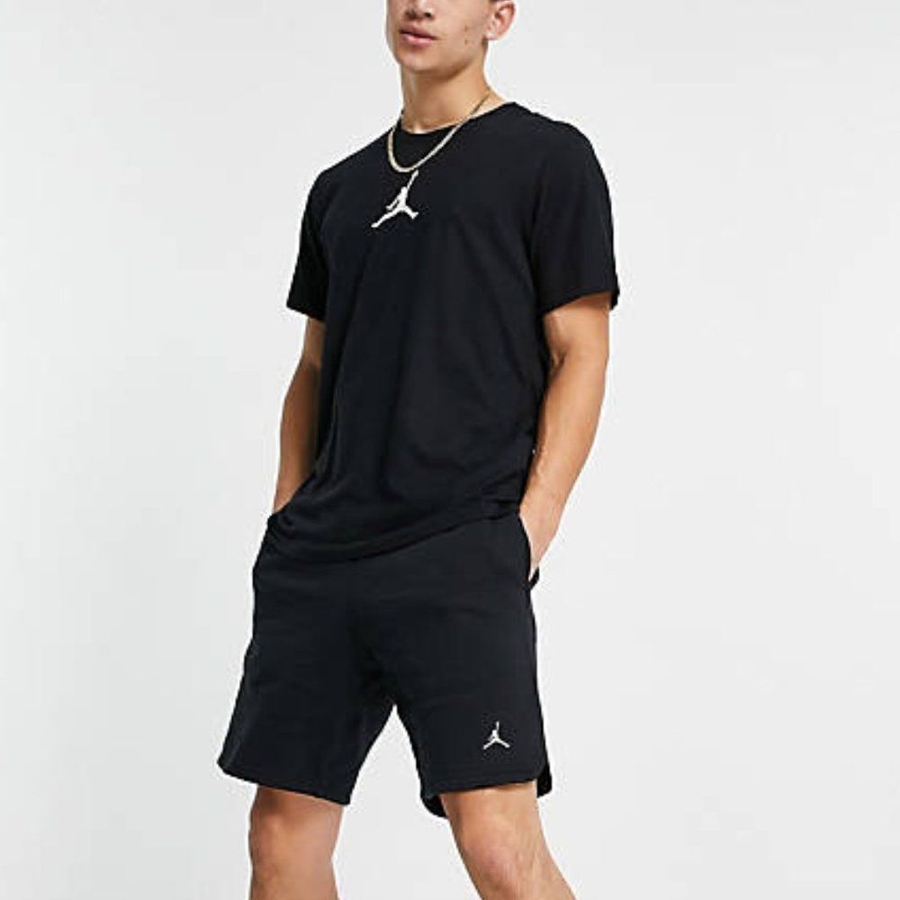 Nike Air Jordan boy's Black Elastic Waist Athletic Jumpman Logo Shorts Size XL